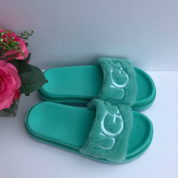 UGG Laton Fur Slide - Picture 3 of 8